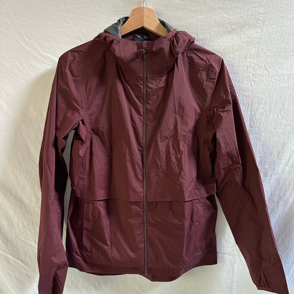 Janji Maroon Rainrunner Pack Jacket